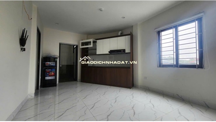 Tây Hồ Siêu phẩm 83m, 8 tầng, cầu thang máy xịn! 12 phòng khép kín! Dòng .tiền. 11 tỷ./1 năm!