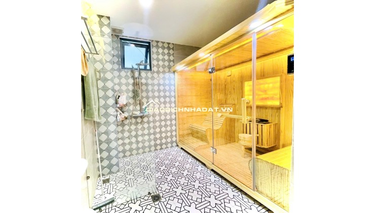 Mặt tiền trục chính Quận 4- KHÁNH HỘI- ngang hơn 5m cao 5 tầng đủ nội thất: 15 Tỷ nhỉnh. 0933910039