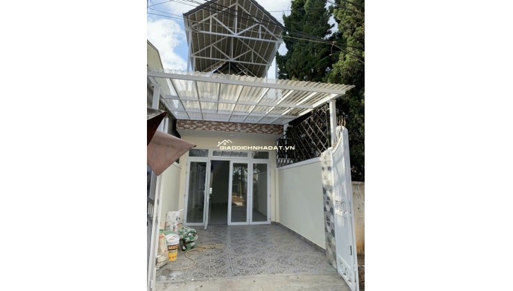 BÁN NHÀ 5PN GẦN TRƯỜNG NGUYỄN DU P2 ĐÀ LẠT - 5PN, SÂN ĐẬU 2 Ô TÔ - 9.3 TỶ