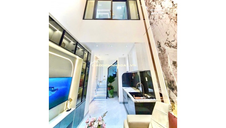 Nhà Quận 3- hẻm xe tải Nguyễn Thiện Thuật- Ngang hơn 3m- 4 tầng Full nội thất: 5 tỷ hơn. 0933910039