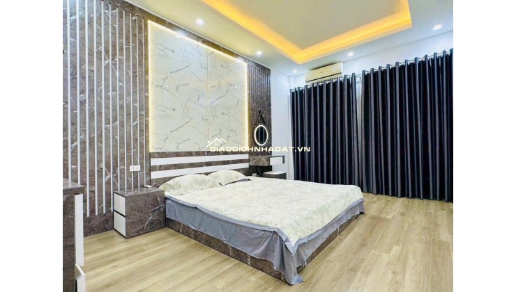 Siêu phẩm lô góc tập thể tầng 1 Trường Chinh 3 mặt thoáng, full đồ ở ngay. ô tô đỗ cầu thang 3PN + 2WC khép kín giá nhỉnh 4 tỷ dt 85 m2