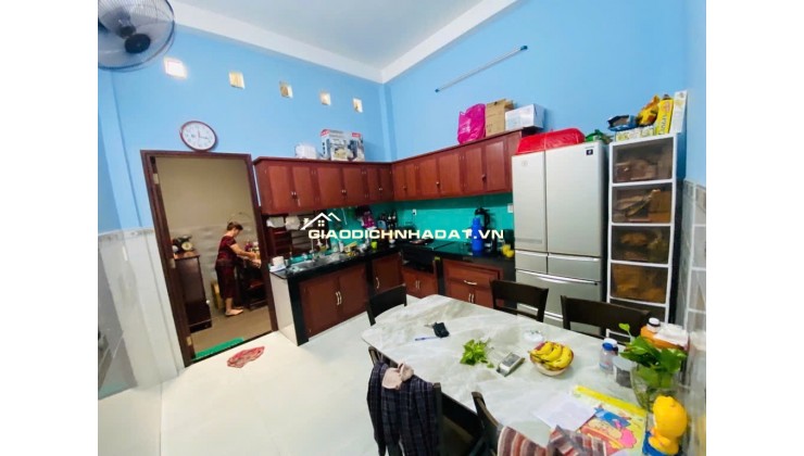 bán nhà linh tây thủ đức hẻm xe hơi thông