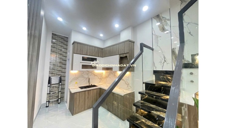 BÁN NHÀ Q6 THÔNG BÀ HOM RA CHỢ PHÚ LÂM, DT 3X11, CHỈ 4.5 TỶ. LH:0938135251.