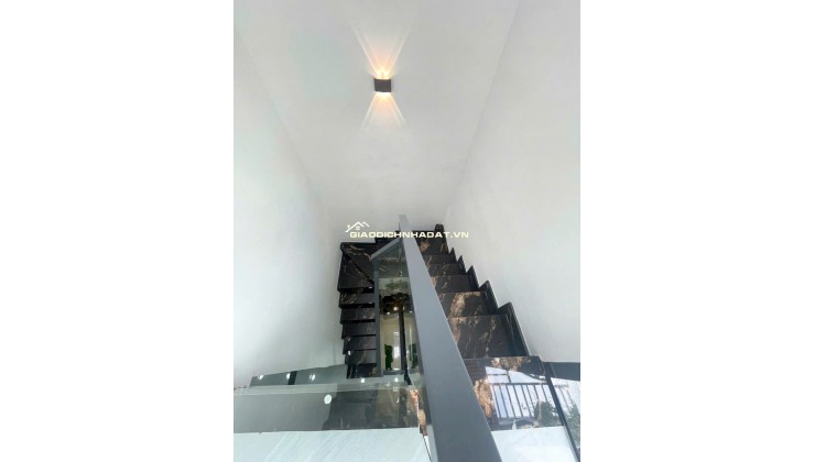 BÁN NHÀ Q6 THÔNG BÀ HOM RA CHỢ PHÚ LÂM, DT 3X11, CHỈ 4.5 TỶ. LH:0938135251.