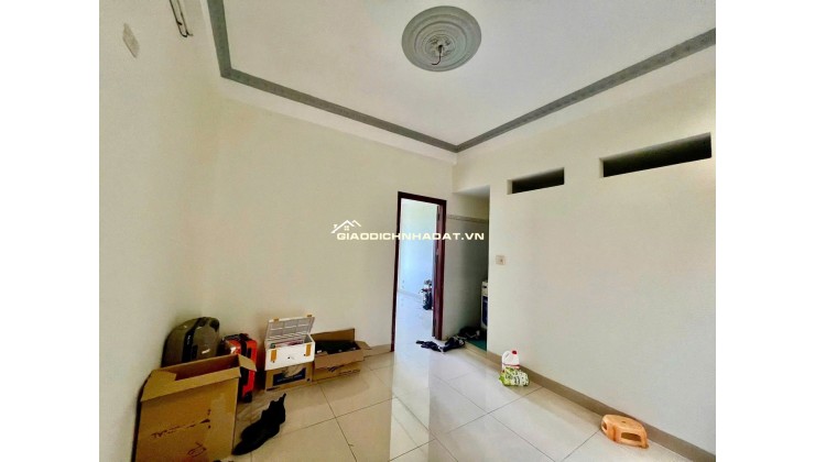 BĐS Dòng Tiền 4 tầng - Trung Tâm Thành Phố - Giá 4.8 tỷ - Dòng Tiền 18 tr/tháng - Đường Nguyễn Du - Hải Châu