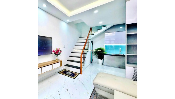 4Tỷ 680: Phường Tân Định Quận 1- Nở hậu 4.1m- Căn góc 2 Tầng 2 Phòng ngủ FULL nội thất. 0933910039
