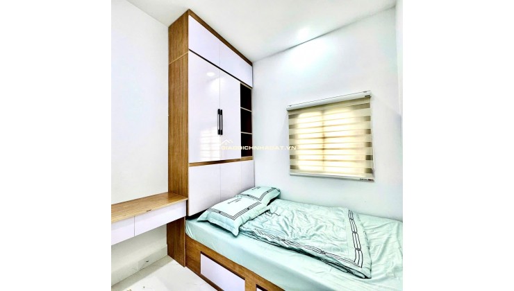 4Tỷ 680: Phường Tân Định Quận 1- Nở hậu 4.1m- Căn góc 2 Tầng 2 Phòng ngủ FULL nội thất. 0933910039