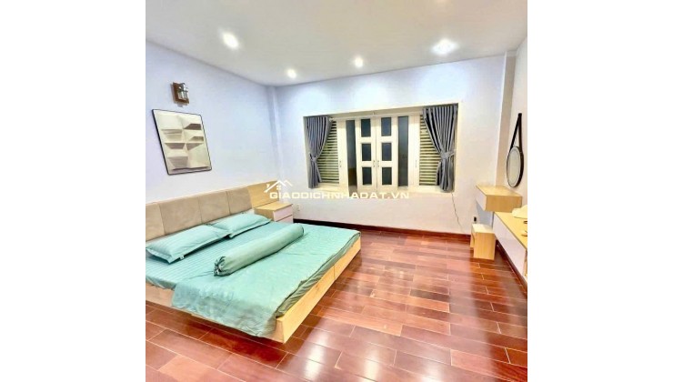22 Triệu: thuê nguyên căn Quận 1 Nguyễn Trung Ngạn cầu Ba Son- 3 tầng 3 phòng ngủ 3wc Full nội thất