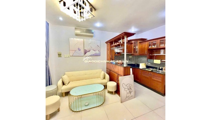 22 Triệu: thuê nguyên căn Quận 1 Nguyễn Trung Ngạn cầu Ba Son- 3 tầng 3 phòng ngủ 3wc Full nội thất