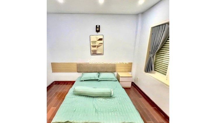 22 Triệu: thuê nguyên căn Quận 1 Nguyễn Trung Ngạn cầu Ba Son- 3 tầng 3 phòng ngủ 3wc Full nội thất