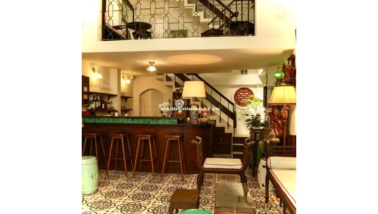 28 Triệu: thuê nguyên căn Quận 1- ĐIỆN BIÊN PHỦ CMT8- cao 5 tầng thông suốt có Lửng. VŨ 0933910039