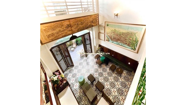 28 Triệu: thuê nguyên căn Quận 1- ĐIỆN BIÊN PHỦ CMT8- cao 5 tầng thông suốt có Lửng. VŨ 0933910039