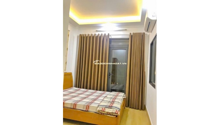 63.4m2 - Giá 7.4 tỷ - Ngang 6.2m HXH Phạm Hữu Lầu kế chợ Phước Long Q7
