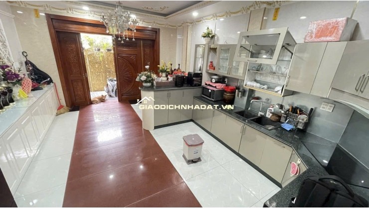 NGỘP VỐN BÁN GẤP BIỆT THỰ TÂM HUYẾT 100M2 4 TẦNG MẶT TIỀN ĐƯỜNG TĂNG NHƠN PHÚ, SÁT LÊ VĂN VIỆT, LÃ XUÂN OAI - CHỈ 10T - 0909323881