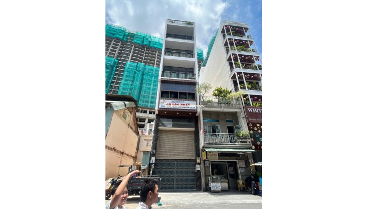Bán Nhà Mặt Tiền 73 Đề Thám , Phường Cô Giang , Quận 1