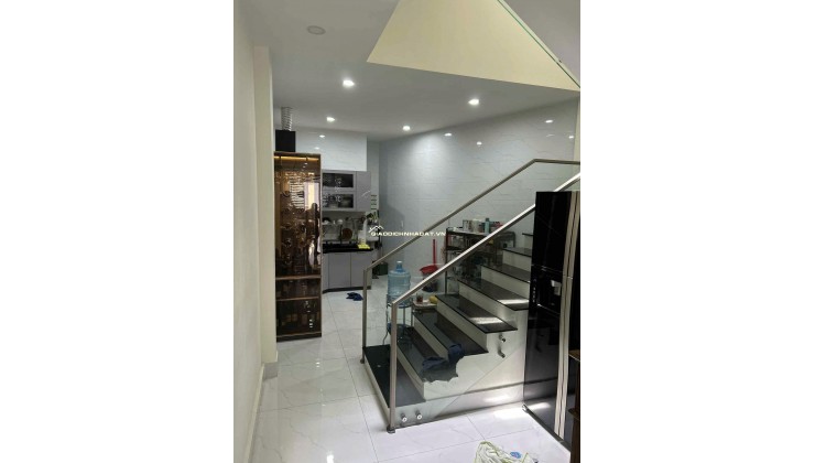 Chính Chủ Bán HXH Lê Thị Bạch Cát, P11, Q11. DT 4.15x20m, Giá Tốt 11 tỷ, Liên Hệ Anh Huy 0936995872
