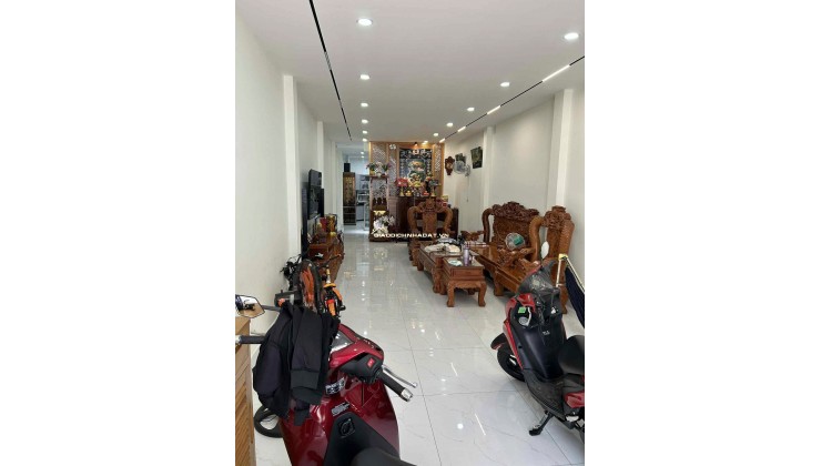 Chính Chủ Bán HXH Lê Thị Bạch Cát, P11, Q11. DT 4.15x20m, Giá Tốt 11 tỷ, Liên Hệ Anh Huy 0936995872