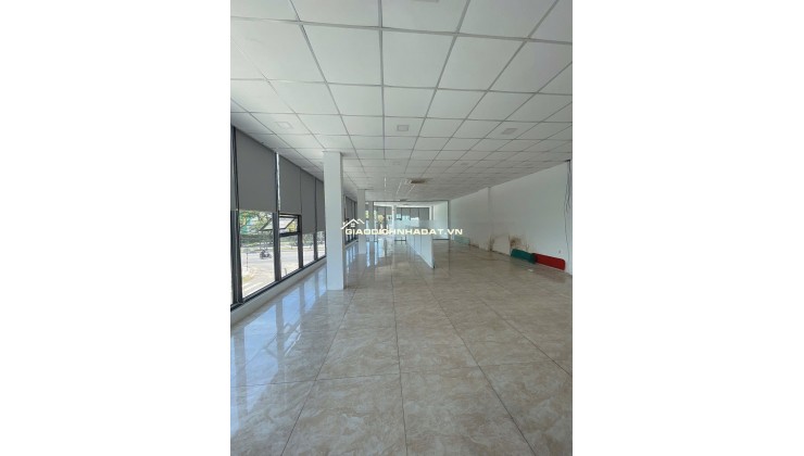cho thuê văn phòng đường nguyễn hữu thọ vị trí gốc 2 mặt tiền hải châu đà nẵng