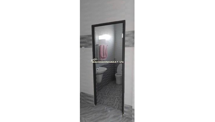 BÁN NHÀ ĐẤT TẠI PHƯỜNG THANH ĐỨC TỈNH VĨNH LONG. 5X15. GIÁ 1.150.000.000. LH:0972722110.