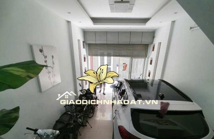Hiếm có! Nhà mặt phố Lê Hữu Trác Hà Đông, ô tô vào nhà, ba bước ra đường Phùng Hưng, 60m2, 18.5 tỷ