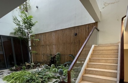 Chủ đi định cư bán gấp căn biệt thự sân vườn, 360m2, KDC Sadeco Phước Kiển, đối diện trường RMIT