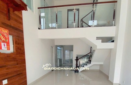 Bán nhà DT 201,9m2 Đường Nam Cao có 6PN đang kinh doanh nhà trọ