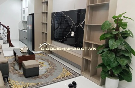 Tuyệt phẩm Tân Mai 5 tầng  36m2  - 7.68 tỷ. Sổ đỏ trao tay