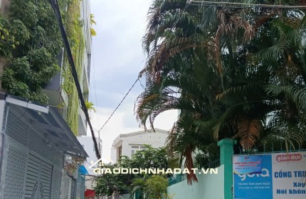 Nhà NỞ HẬU 80M2 đường Trần Văn Đang gấp bán, Quận 3 cách mặt tiền Hoàng Sa 10m