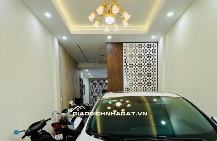 MẶT TIỀN KINH DOANH TÂN ĐỊNH QUẬN 1 - 63M (4x15) - NHÀ MỚI 3 TẦNG - 3PN  FULL  NỘI THẤT LUXURY