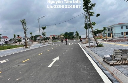 LÔ ĐẤT GIÁ RẺ – CHỈ 3388  Dự án Tân Mỹ Avenue – Hạ tầng đồng bộ, vị trí đẹp  Diện tích vừa phải – pháp lý rõ ràng, sổ sẵn  Gần trường học, chợ, dân cư đông đúc – đầu tư hay an cư đều hợp   Liên hệ ngay: 0396.324.997 (Nguyên Tâm) ⏳ Lô đẹp – giá tốt – không