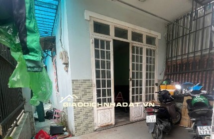 LÔ GÓC - GẦN XH - SỔ VUÔNG HOÀN CÔNG