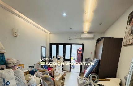 CHỈ NHỈNH 9 TỶ CÓ NGAY MẶT TIỀN KHU TÊN LỬA - 4x16m - 4 TẦNG MỚI ĐẸP