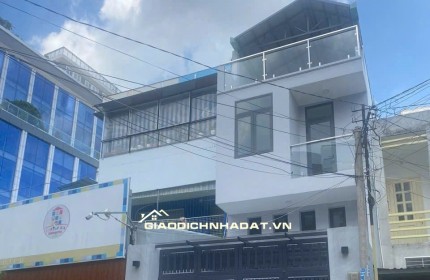 Chính Chủ Bán Hxh Điện Biên Phủ, P.17, Q. Bình Thạnh. Dt: (4.4 X 33m), Chỉ 19 Tỷ, Tell: O911.16O.692