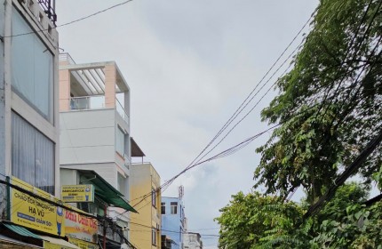 CÁCH 3 CĂN RA MẶT TIỀN 
NHÀ MỚI CÓ 4 TỶ  DTDS 50 M2