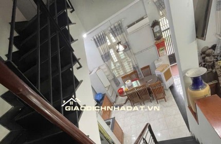 LÔ GÓC 2 MẶT XE TẢI ĐS 1 - 63m2 5 TẦNG  - CÁCH 1 CĂN RA VIEW SÔNG - NHỈNH 7 TỶ 

Mô tả: V0.7760111
LÔ GÓC 2 MẶT XE TẢI ĐS 1 - 63m2 5 TẦNG  - CÁCH