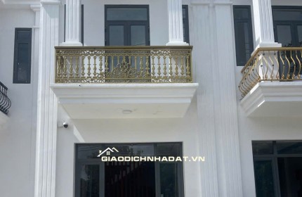 CẦN TIỀN ĐẦU TƯ BÁN NHANH  NHÀ MẶT TIỀN MỚI XÂY DT : 73,6M2 PHƯỜNG THẠNH PHƯỚC - THỊ XÃ TÂN UYÊN