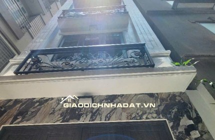 bán CHDV rẻ nhất xuân la- ngõ 38 ĐẠI HỌC NỘI VỤ 52M 7 TẦNG ,THANG MÁY.KHU VỰC CHO THUÊ LUÔN FULL PHÒNG