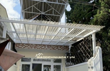 BÁN NHÀ 5PN GẦN TRƯỜNG NGUYỄN DU P2 ĐÀ LẠT - 5PN, SÂN ĐẬU 2 Ô TÔ - 9.3 TỶ