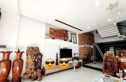 Nhà 3 Tầng - Đường Phan Đăng Lưu- 100m2 - Giá Sập Hầm - Gần Lê Thanh Nghị - Hải Châu - Đà Nẵng