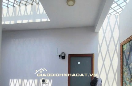  HOT! NHÀ PHỐ MẶT TIỀN SIÊU HIẾM - KINH DOANH ĐỈNH, CHO THUÊ HÁI RA TIỀN! 