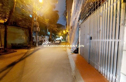 BÁN NHÀ MẶT NGÕ PHỐ HOÀNG CẦU. THUẬN TIỆN KINH DOANH