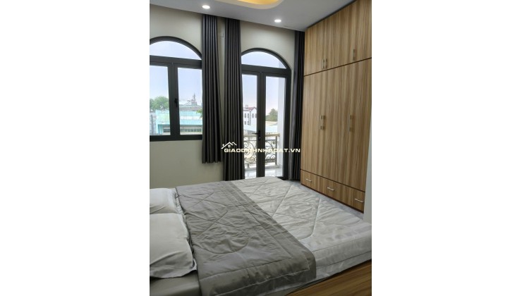 Nhà 1 trệt 2 lầu 12x8,5 Xây dựng 8x8,5 BTCT 4PN 4WC, có Gara Ô tô riêng