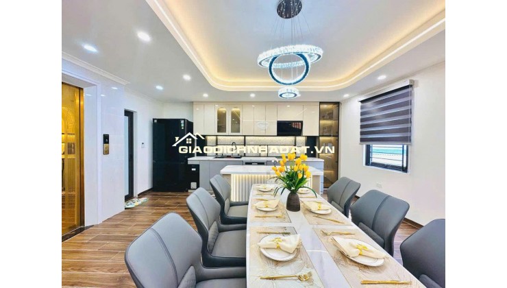 Siêu Phẩm Hiếm! Bán Nhà Đẹp, Thang Máy Quận Đống Đa - 141 Phố Thịnh Quang - S 40m2 - Giá Chào 14.8 Tỷ