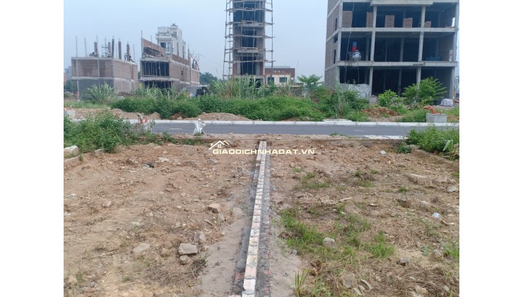Bán lô đất hoa hậu hàng hiếm khu dịch vụ Vân Canh 25,2 ha