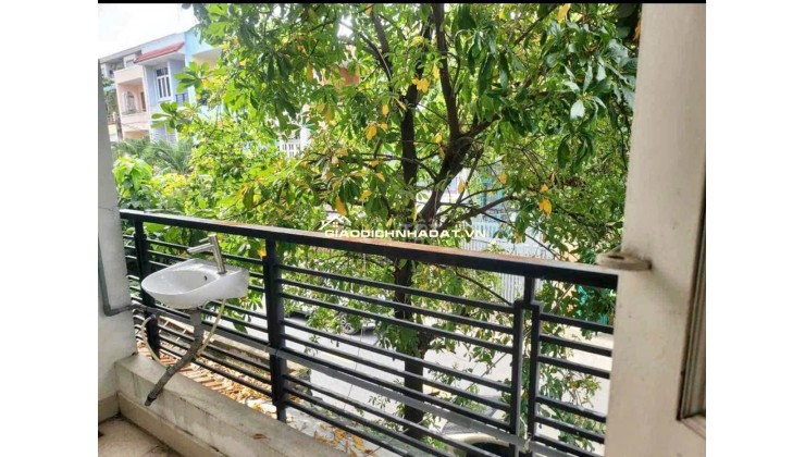 Bán nhà 2 lầu mặt tiền đường số 20 P5 Gò Vấp vị trí kinh doanh tốt