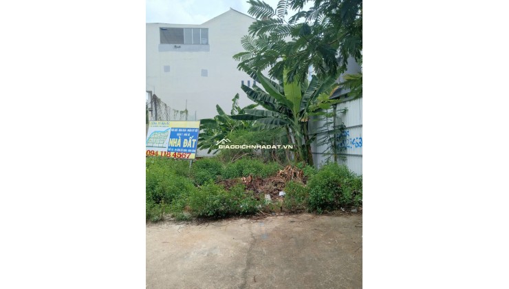 Bán đất thổ cư 137.5m2 lô góc 2 MT Xã Phước Kiển Nhà Bè vị trí cực đẹp