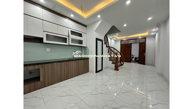 Bán nhà Đại Cát Liên Mạc 35m, 4 tầng Ô TÔ đỗ cửa