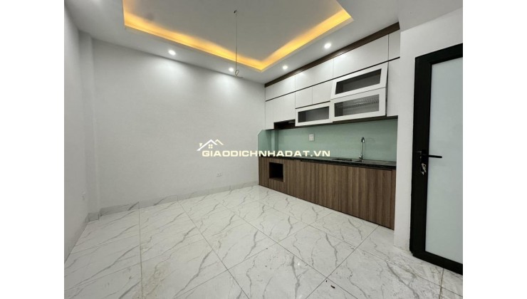 Bán nhà Đại Cát Liên Mạc 35m, 4 tầng Ô TÔ đỗ cửa