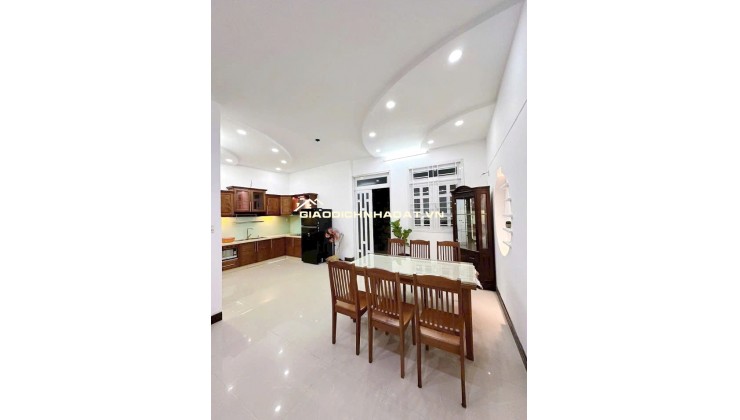 Biệt thự mặt tiền đường Số 9 KDC Ấp 5 Phong Phú Bình Hưng