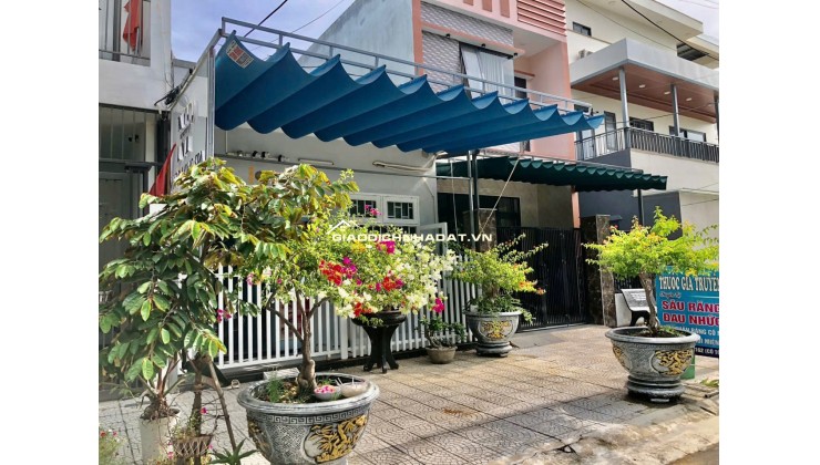 BÁN ĐẤT TẶNG NHÀ 105m2 NGAY CÔNG VIÊN,119 HOÀNG THỊ ÁI, ĐANG CHO THUÊ 6TR/THÁNG